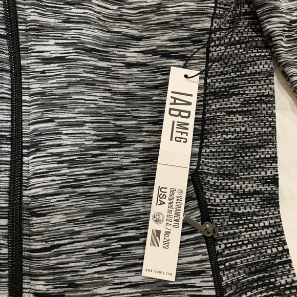 IAmBecoming workout jackets NWT size small - Picture 3 of 7